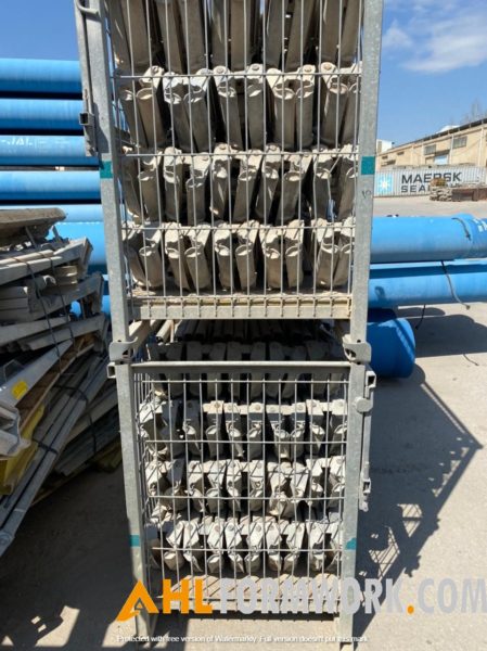 Used Doka Tripods